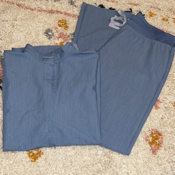 Figs Small Heathered Indigo Small Livingston and Rafaela set - Picture 2 of 2